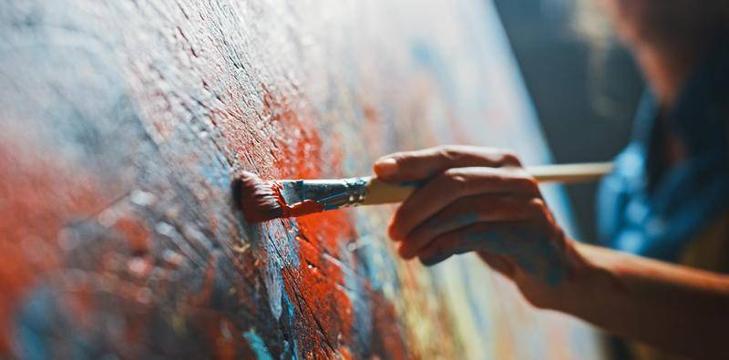 Is It Correct to Correct an Artists Vision