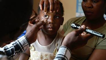 Orbis International Teams Up with the Alcon Foundation and OMEGA to Improve Eye Care in Zambia image